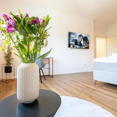 Super Zentral I Frisch Renoviert Apartment